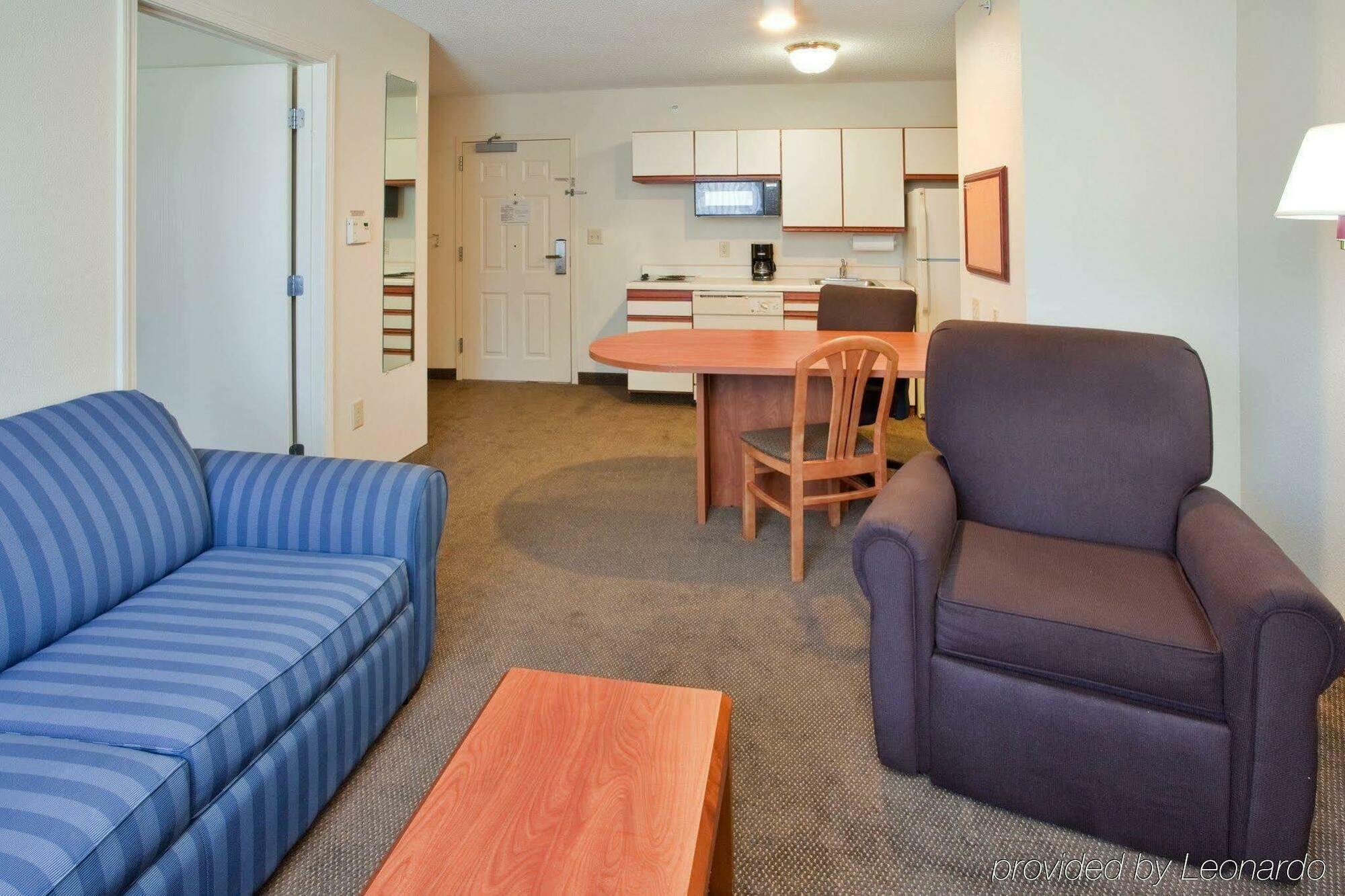 Candlewood Suites Newport News-Yorktown By Ihg Ruang foto