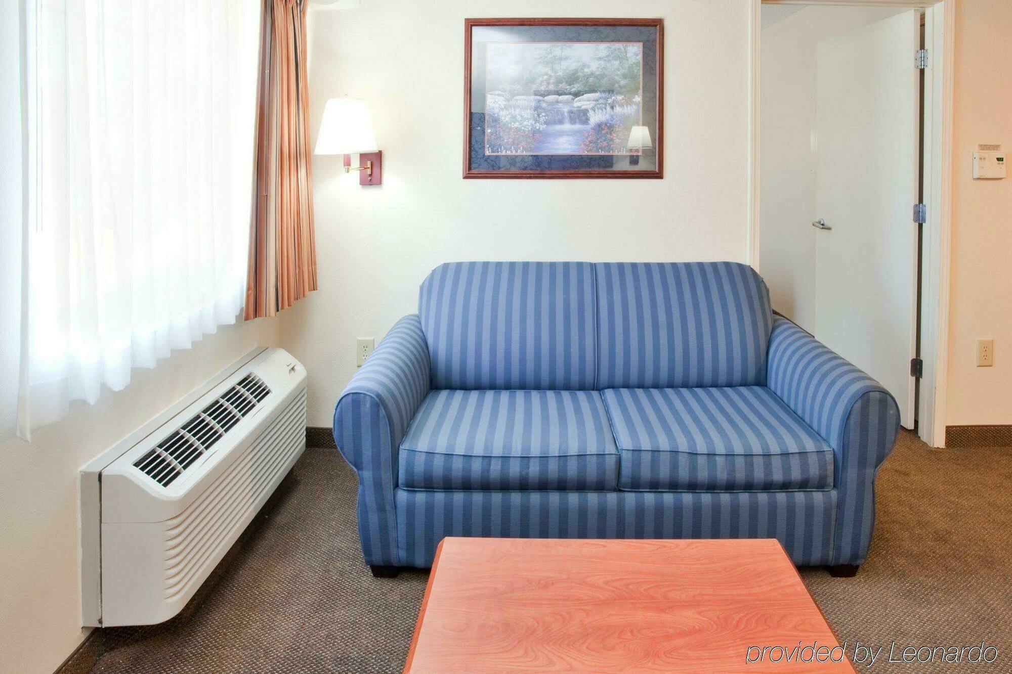 Candlewood Suites Newport News-Yorktown By Ihg Bagian luar foto
